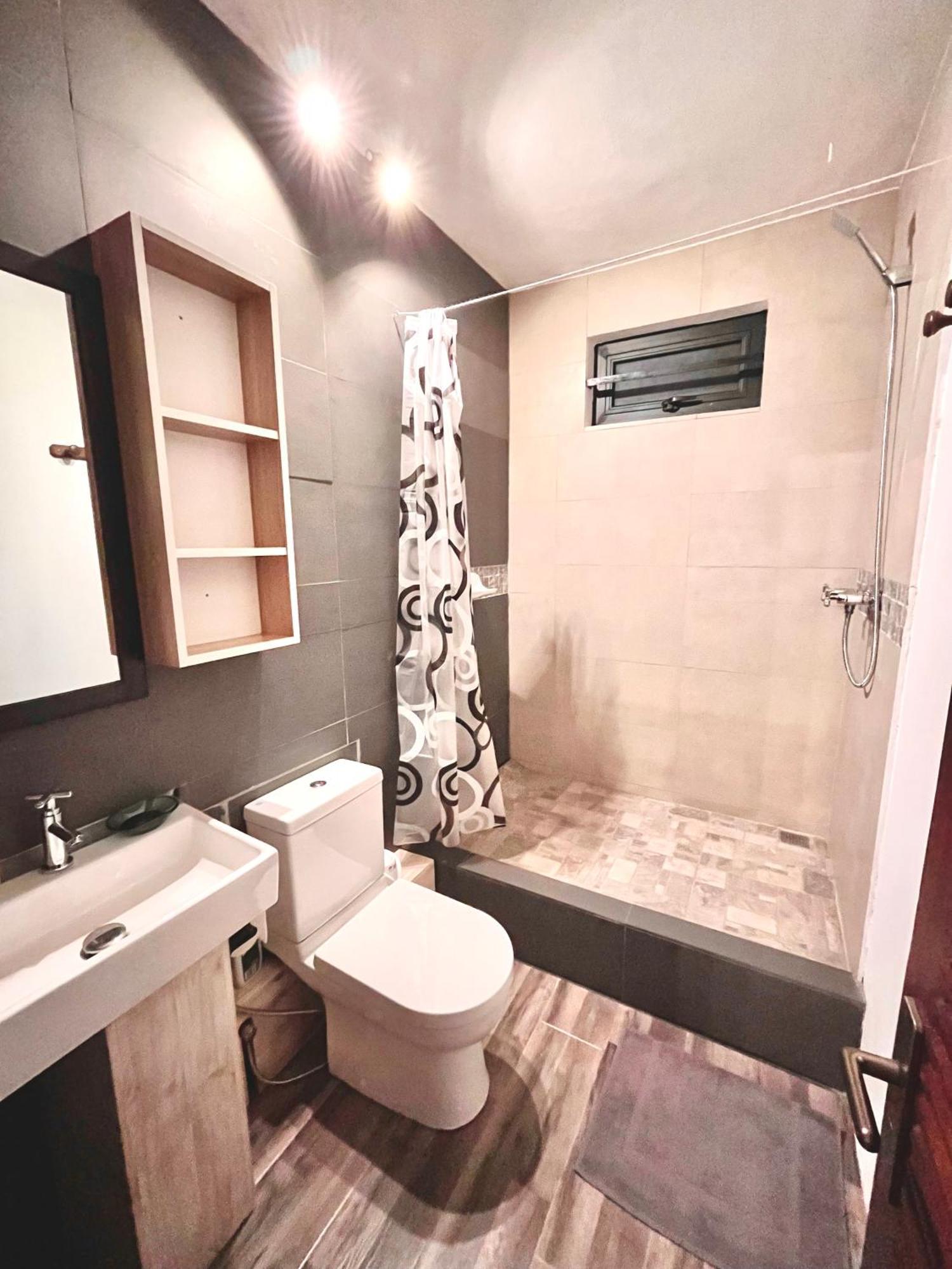 Ebony Apartment & Studio Ла-Ґулет Екстер'єр фото